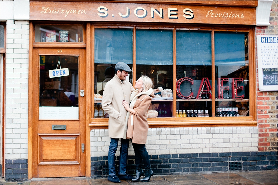 002_engagement-photography-london-colombia-flower-market-Eddie_Judd_photography_d&m_0065_blog