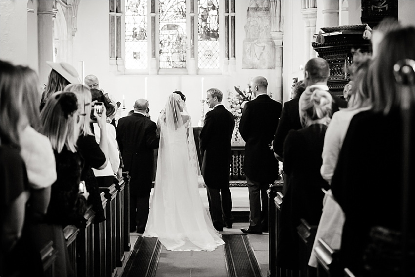 036_wedding-photography-surrey-winter-marquee-eddie-judd-photographer_7319
