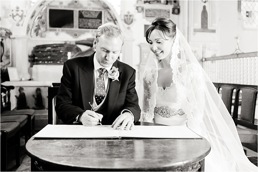 044_wedding-photography-surrey-winter-marquee-eddie-judd-photographer_8595