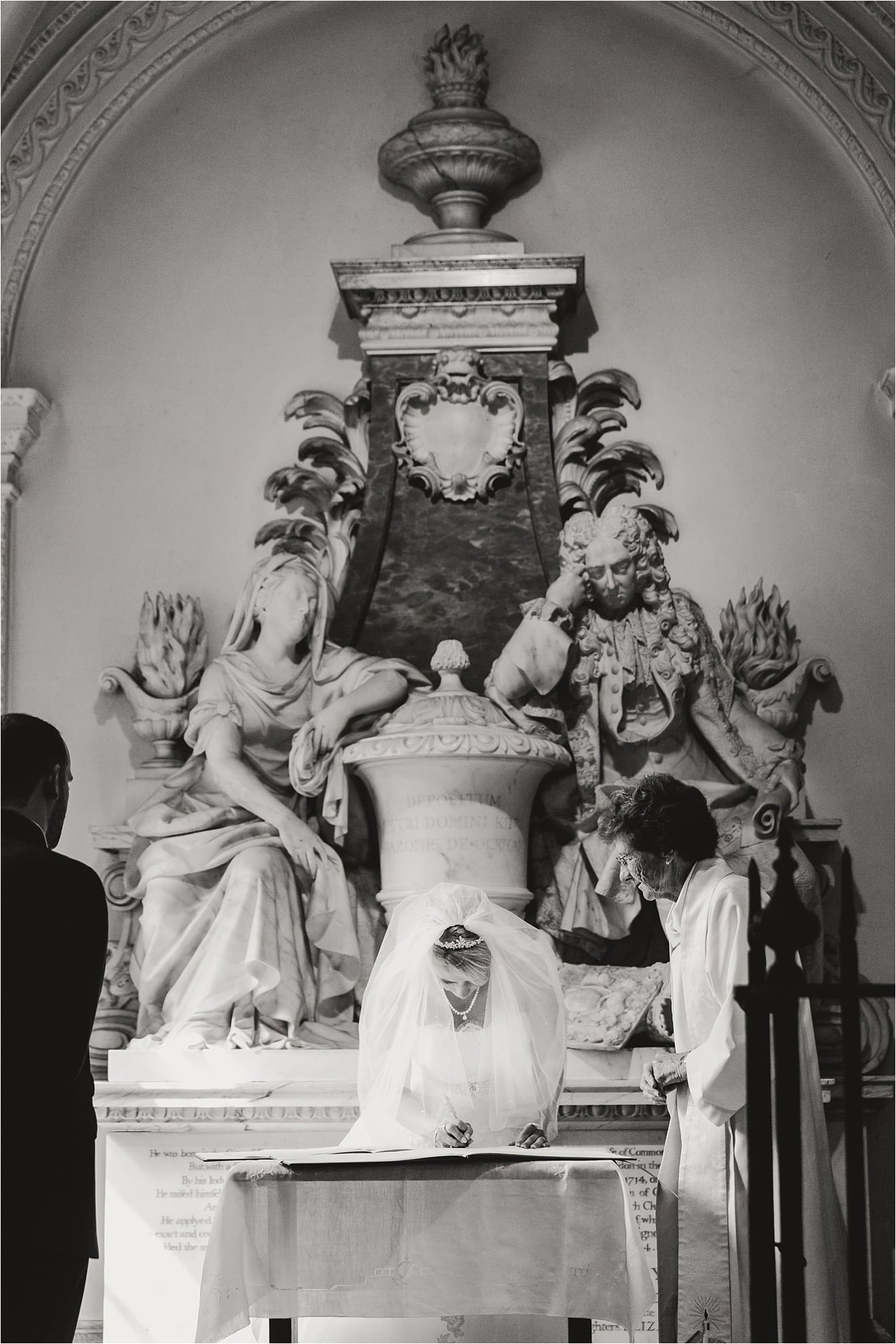 049_wedding-photography-fetcham-park-surrey-eddie-judd-photographer_