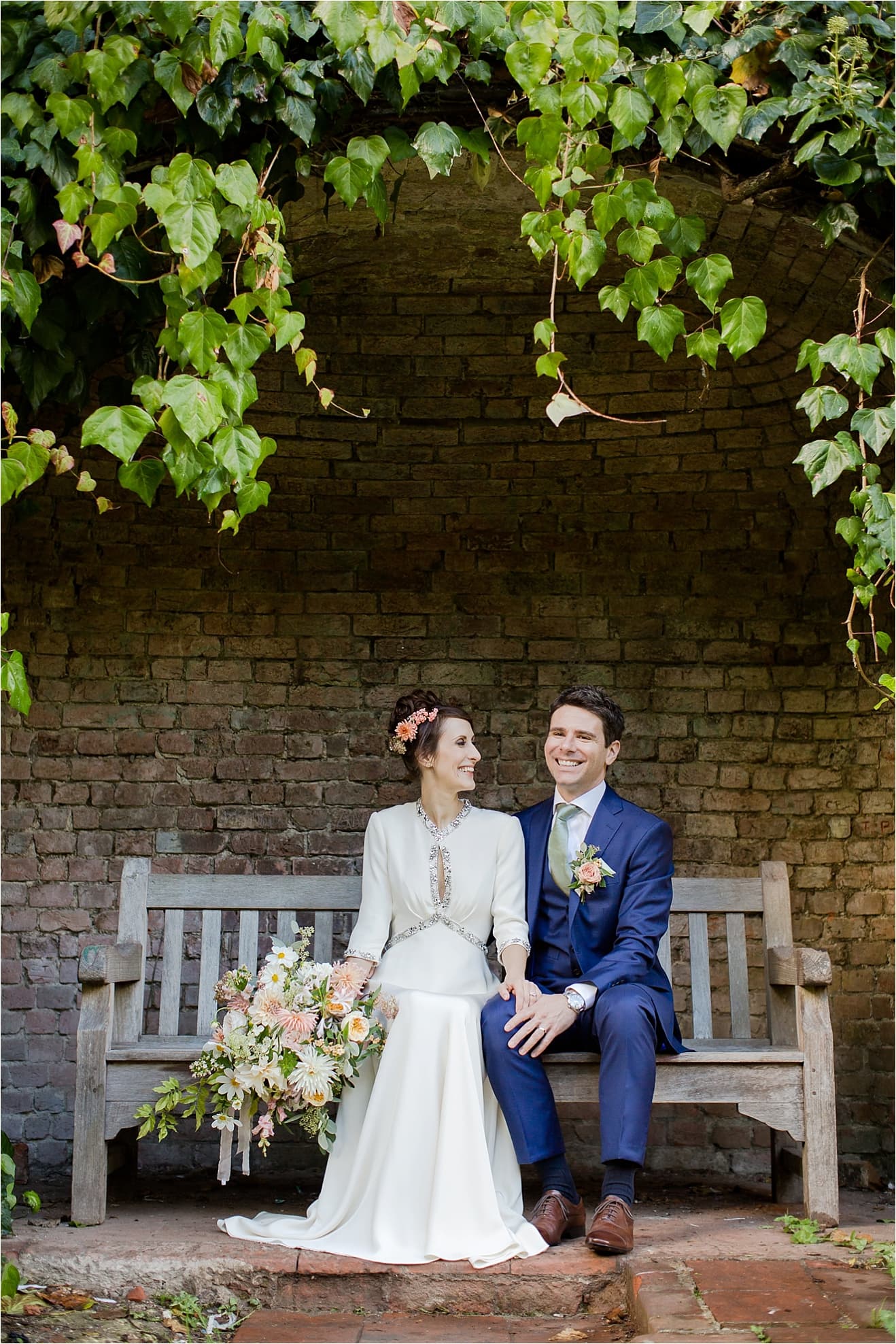 039_wedding-photography-surrey-nonsuch-mansions-surrey-eddie-judd-photographer-leylasam-preview_1046