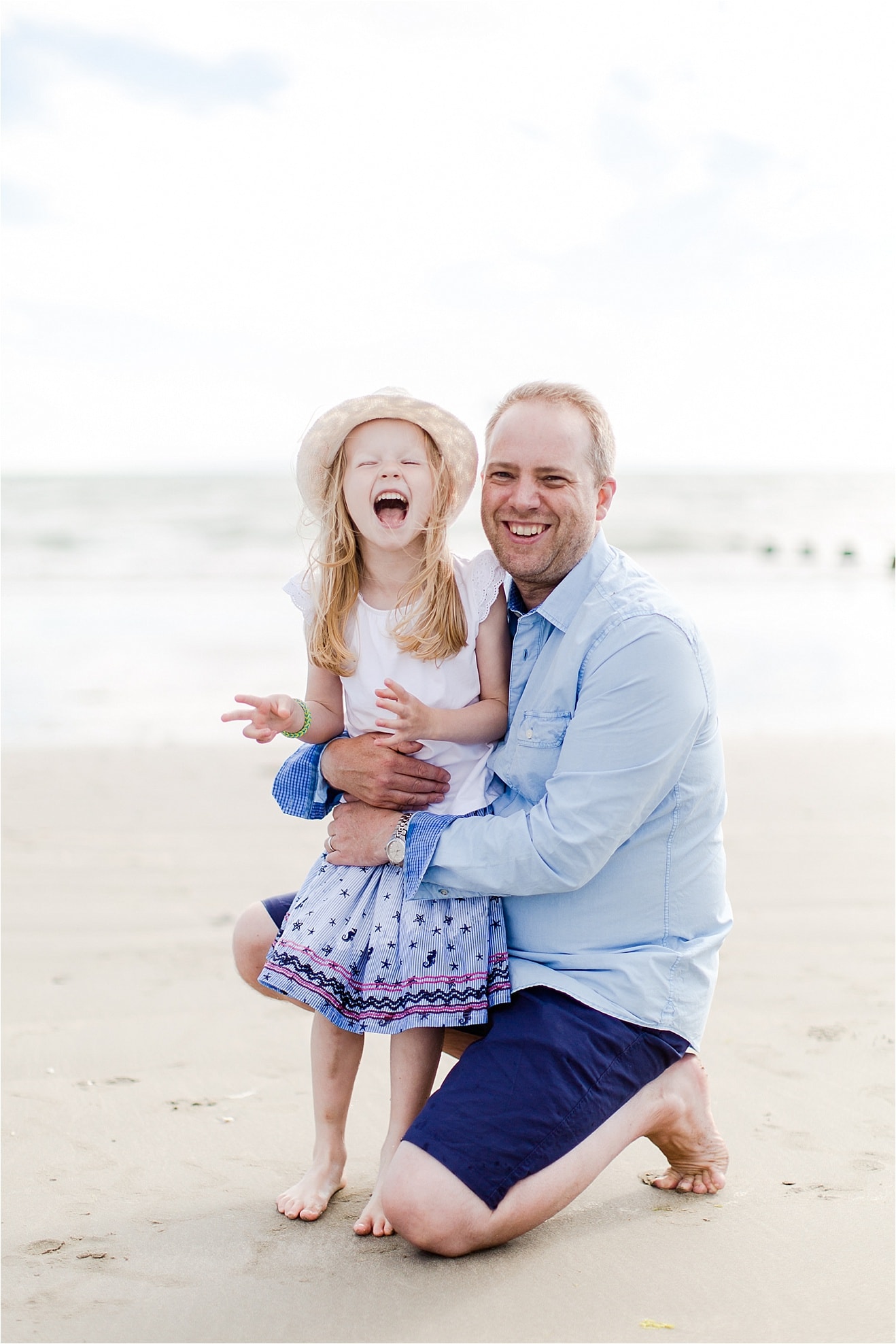 family-photography-beach-hampshire-surrey-photographer-photography_0019