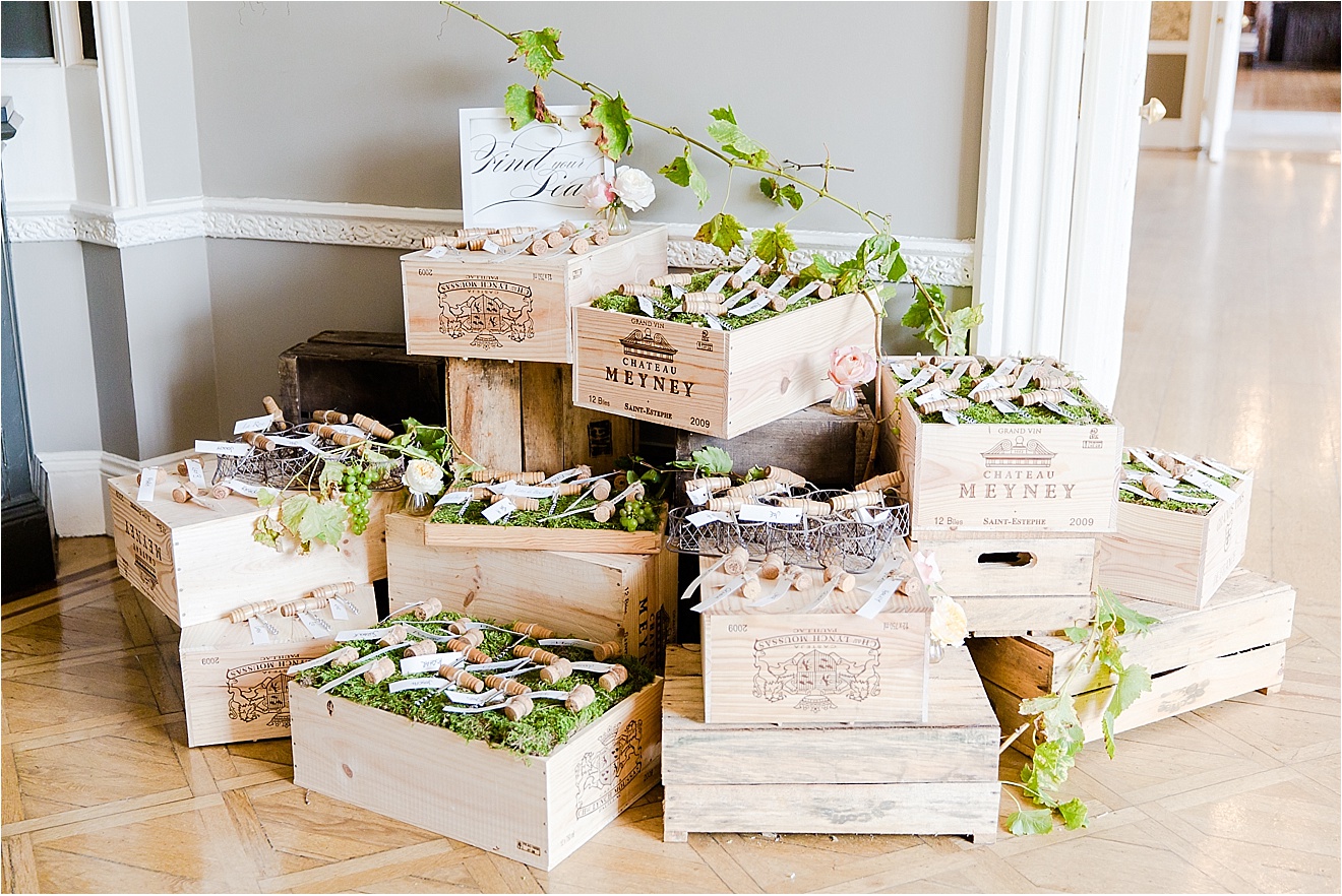 028_wedding-photography-surrey-nonsuch-mansions-eddie-judd-photographer-french-wine-theme_0323