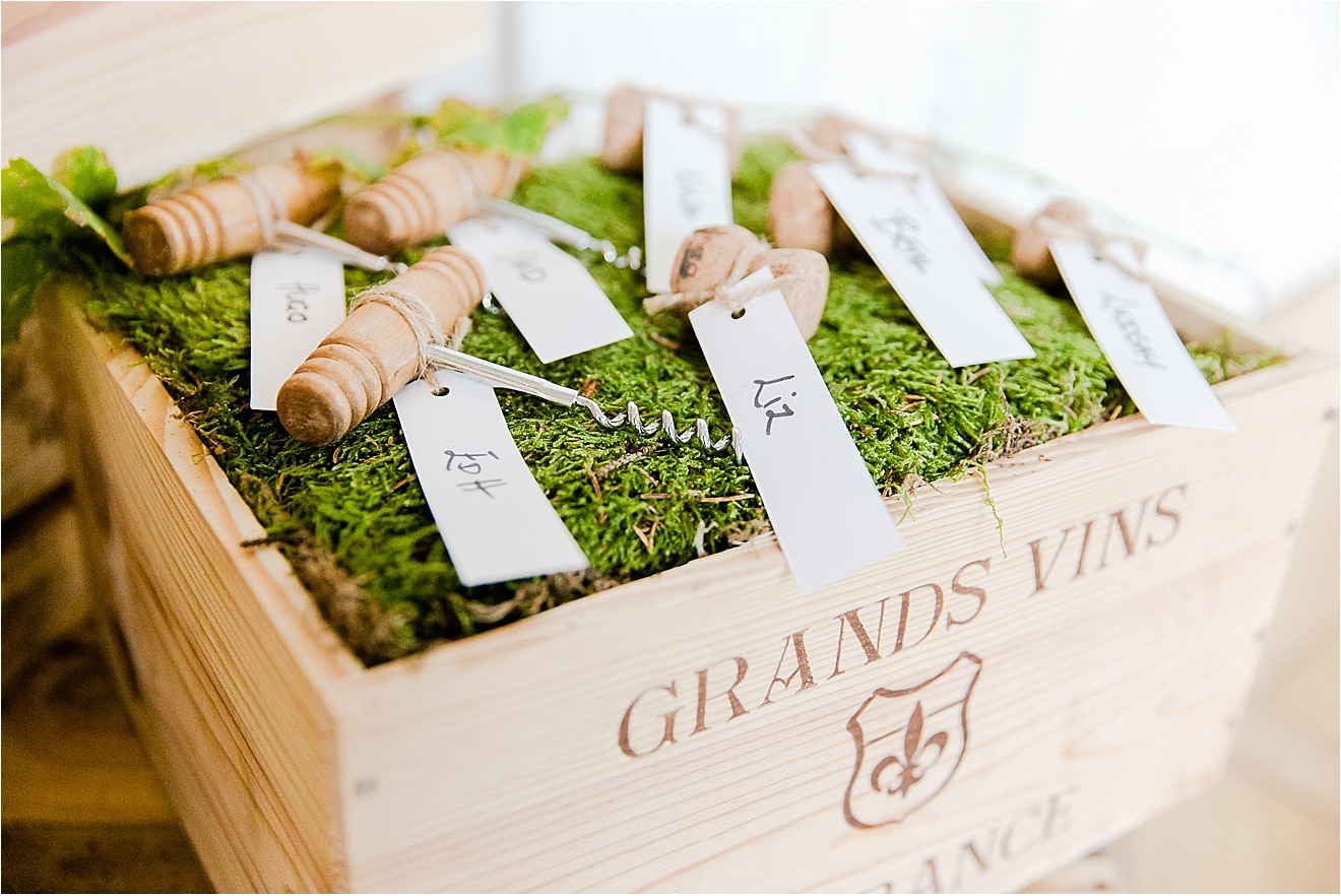 030_wedding-photography-surrey-nonsuch-mansions-eddie-judd-photographer-french-wine-theme_0333