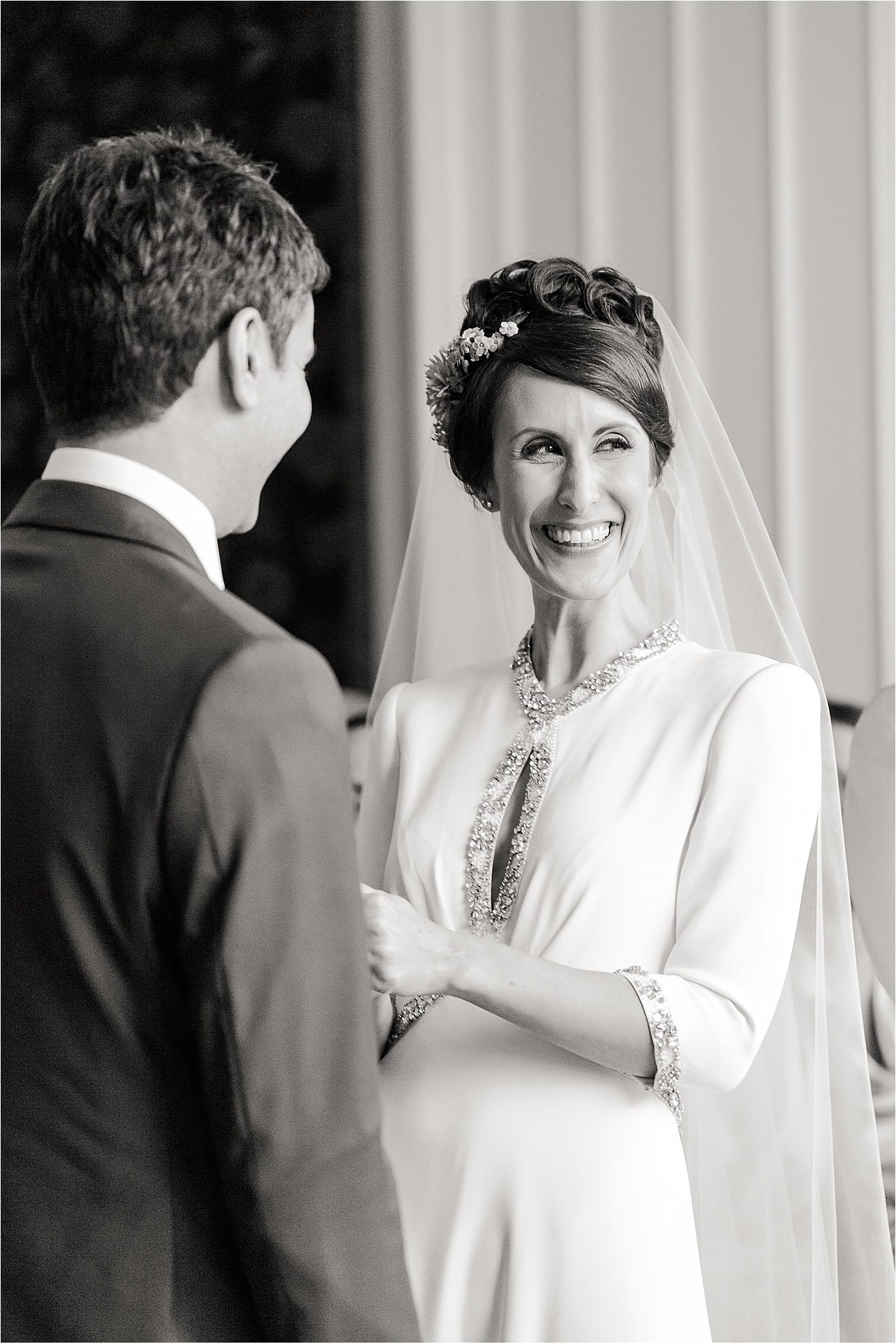 065_wedding-photography-surrey-nonsuch-mansions-eddie-judd-photographer-french-wine-theme_0667