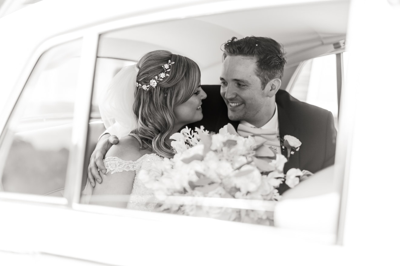 16-ClaireSam-Millbridge-Court-wedding-Eddie-Judd-Photography