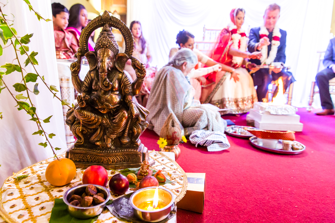 26-Fetcham-Park-London-wedding-Eddie-Judd-Photography
